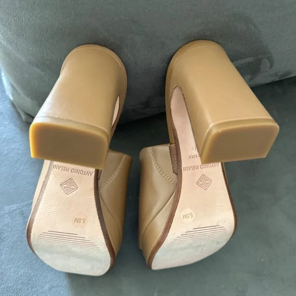 Shoes - Picture 3 of 3